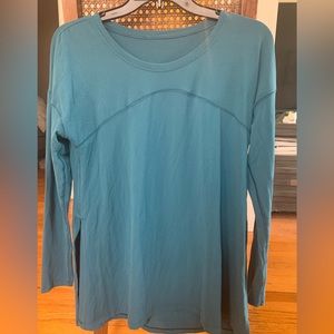 Long sleeve Lululemon top